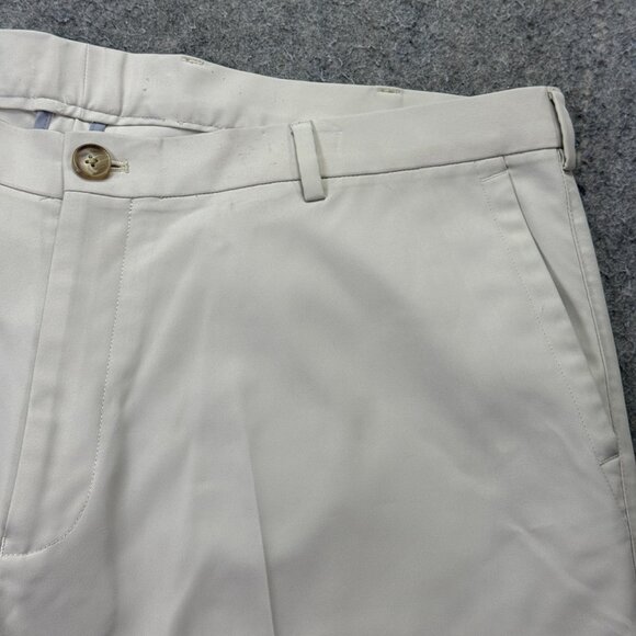 Peter Millar Wicking Salem High Drape Performance Shorts Men 40 Beige 7" Crease - Picture 3 of 16